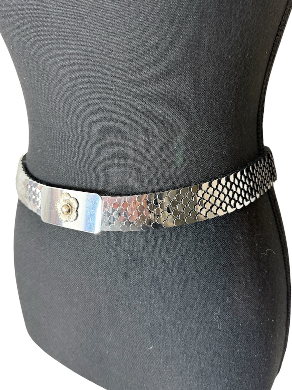 Vintage Silver Toned Metal Stretchy Fish Scale Belt Mermaid Flower Small Medium